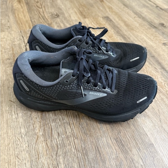Brooks • Ghost 14 Running Shoes - Picture 1 of 12